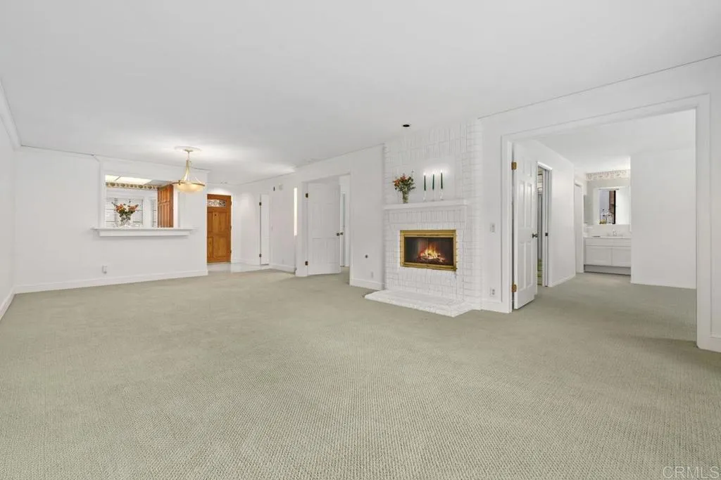 https://cdn.realtyfeed.com/cdn/127/306731781/0417df6a79171293783ab1702620f637.webp