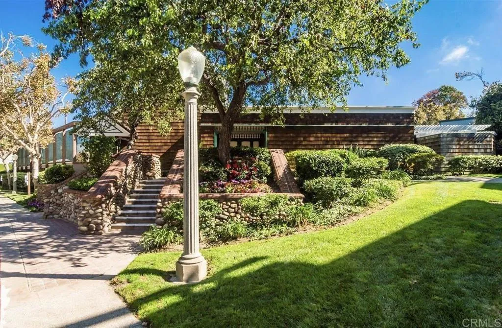 https://cdn.realtyfeed.com/cdn/127/306731781/2a47d7d0fc091cf6e31434bc29bd930a.webp