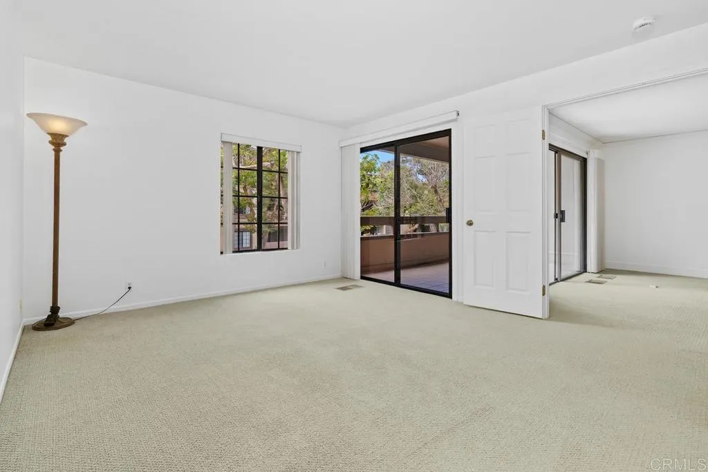 https://cdn.realtyfeed.com/cdn/127/306731781/2e3db11c9854d2f9ea44b3b308fdb4af.webp
