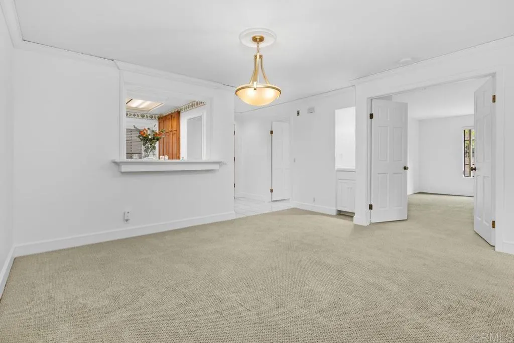 https://cdn.realtyfeed.com/cdn/127/306731781/4b20eca6dfc05b411afa4a5b9631d7f7.webp