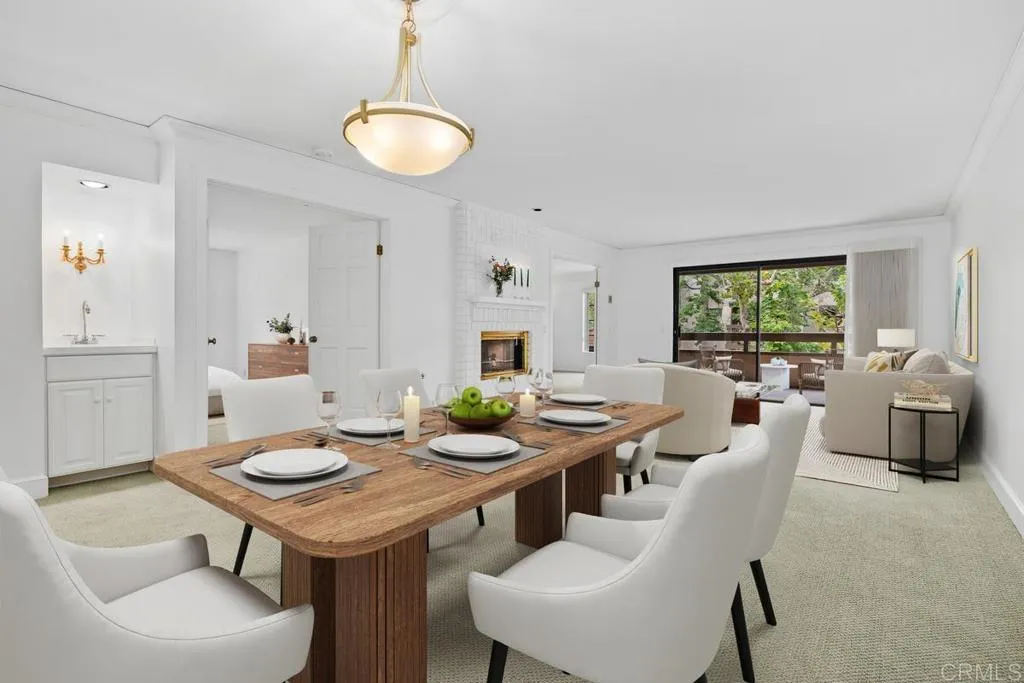 https://cdn.realtyfeed.com/cdn/127/306731781/8d6c5739efa8019a679b21b3a12a28aa.webp