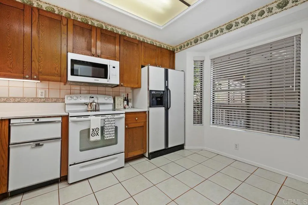 https://cdn.realtyfeed.com/cdn/127/306731781/ce83fba64a37d3b859b05810cdd5e3e2.webp