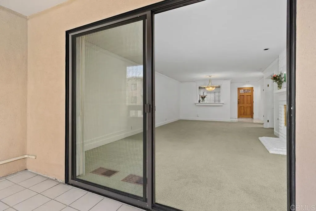 https://cdn.realtyfeed.com/cdn/127/306731781/ee6bb9dd11b88b8eee2b8778e8ade800.webp
