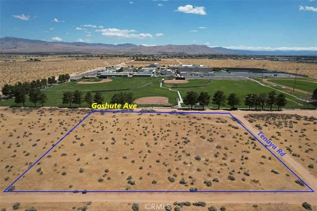Apple Valley, CA 92307