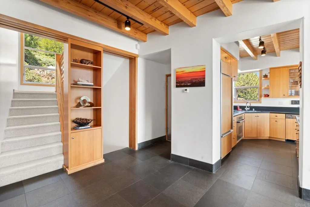 https://cdn.realtyfeed.com/cdn/127/306731814/3d2363d22fb00d6f2f662047871d8ef5.webp