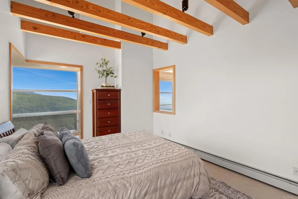 https://cdn.realtyfeed.com/cdn/127/306731814/4358179ef6add7febf3fa6b3c33fe40a.webp