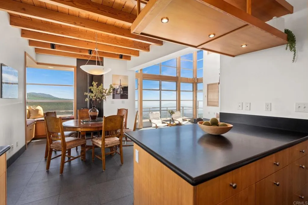https://cdn.realtyfeed.com/cdn/127/306731814/bb03fa4c8a9848f3403ae7876f57294f.webp