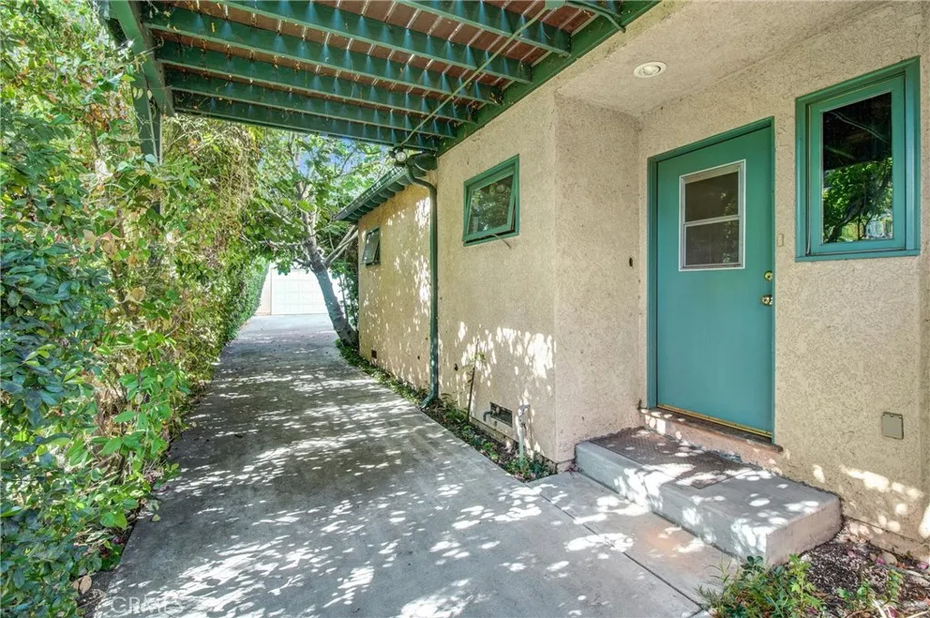 12833 Landale Street, Studio City, CA 91604 - Photo 4 of 14, Studio City, CA
