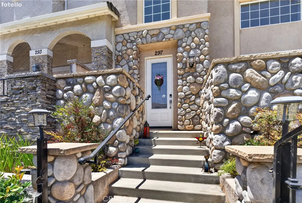 https://cdn.realtyfeed.com/cdn/127/306731870/02c35c5f0a3b82a772b9b62b9df16eb8.webp