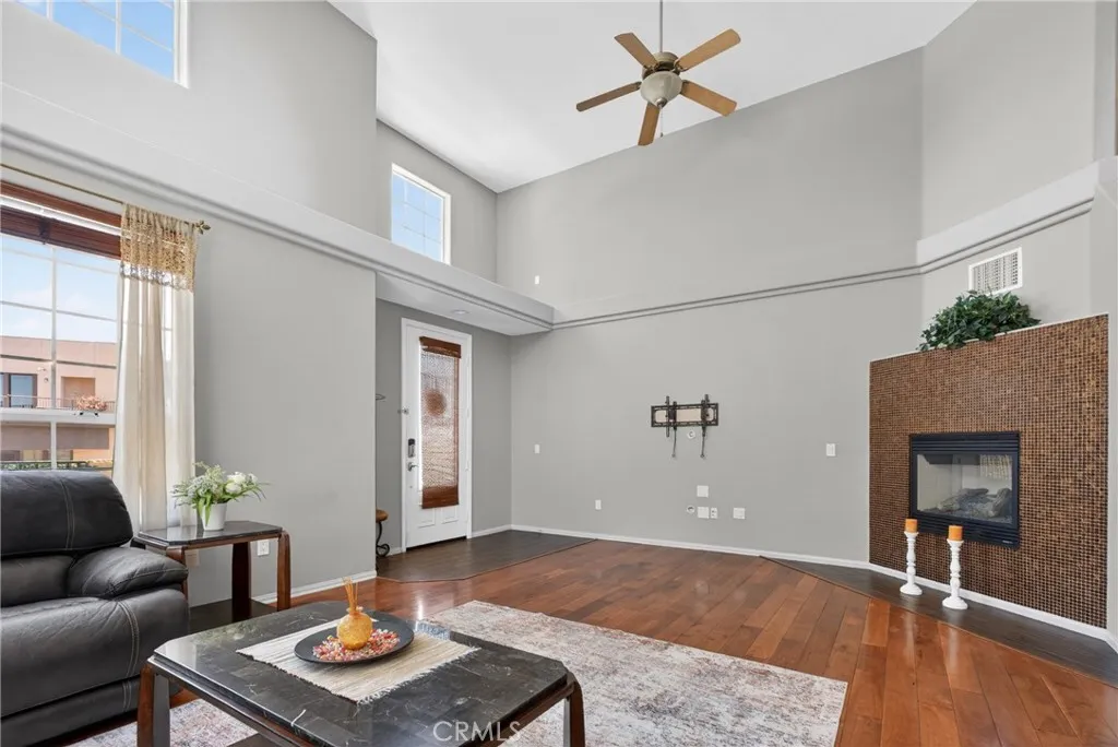 https://cdn.realtyfeed.com/cdn/127/306731870/842464a2a5162ca3dc9352923a3f2fd5.webp