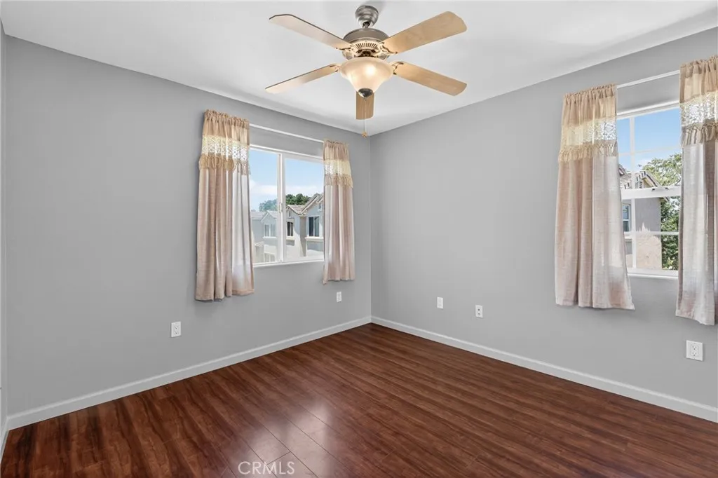 https://cdn.realtyfeed.com/cdn/127/306731870/ce556f24fb99674722eb99be909bfac8.webp