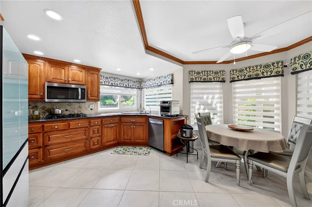 Brea, CA 92821