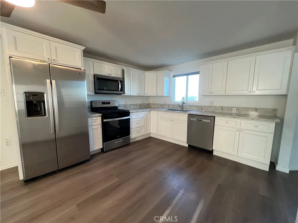 Menifee, CA 92584