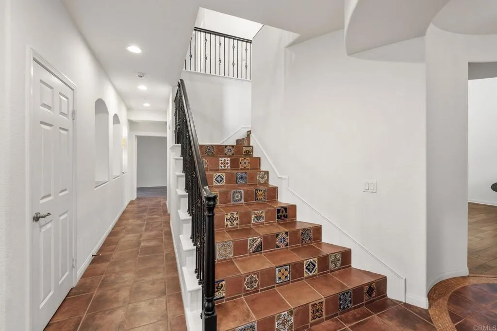 https://cdn.realtyfeed.com/cdn/127/306731970/84d8dac48ff261c51f8d433b9ff7edc8.webp