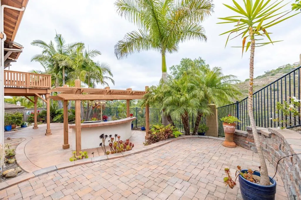 https://cdn.realtyfeed.com/cdn/127/306731970/8ceb684b3497ace31b38e518fab22393.webp