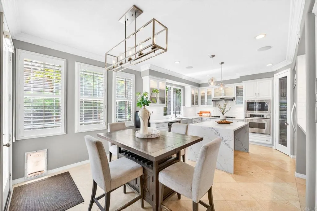 https://cdn.realtyfeed.com/cdn/127/306732001/1438cfcaed39dacacdb06b7e06eb771d.webp