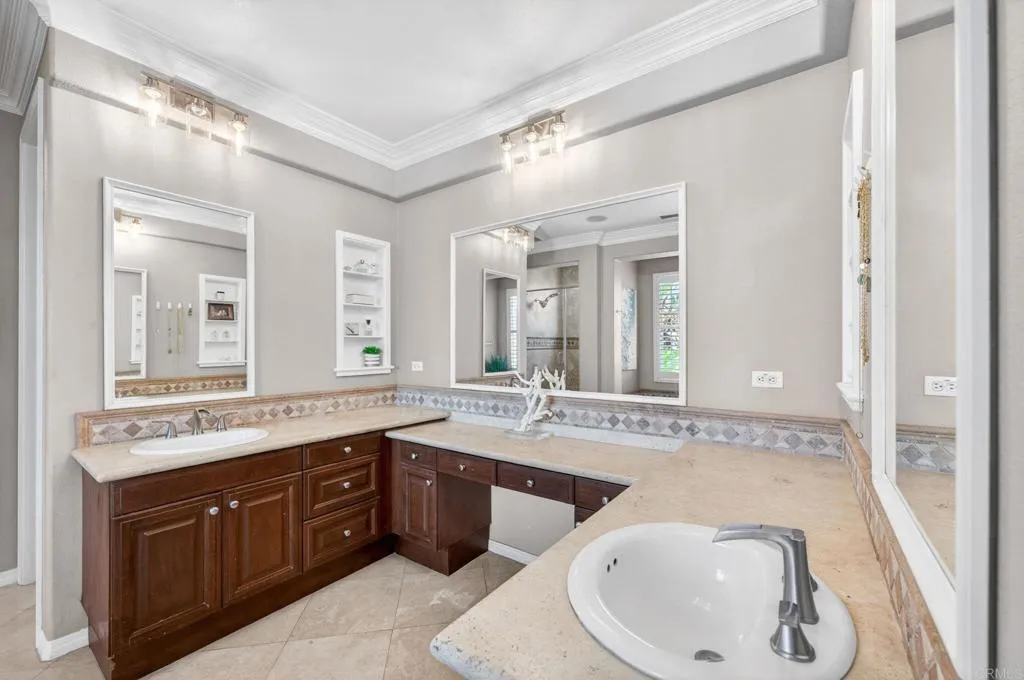 https://cdn.realtyfeed.com/cdn/127/306732001/5a7aa2f9ee3518611ba027f07d0c0a00.webp