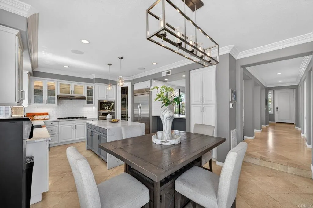 https://cdn.realtyfeed.com/cdn/127/306732001/eea0701f391f15d0d8e05bfb19338e34.webp