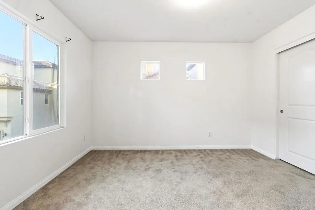 https://cdn.realtyfeed.com/cdn/127/306732005/29e7edc0f9d4fda5b1e34732d6786511.webp