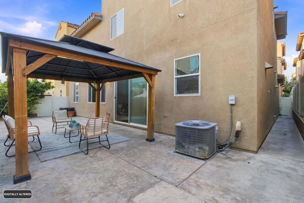 https://cdn.realtyfeed.com/cdn/127/306732005/464f06ad07bb10be12f3708375472a84.webp