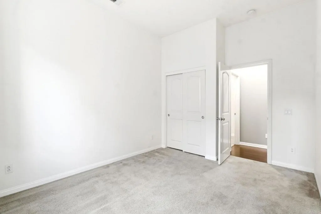 https://cdn.realtyfeed.com/cdn/127/306732005/9e4d45e2977636f86ffd151f2b9181d8.webp