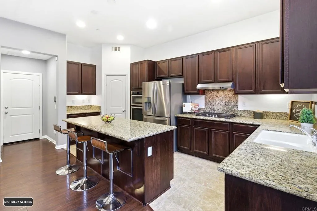 https://cdn.realtyfeed.com/cdn/127/306732005/acf9c4ab33af86130132f05681bb4355.webp