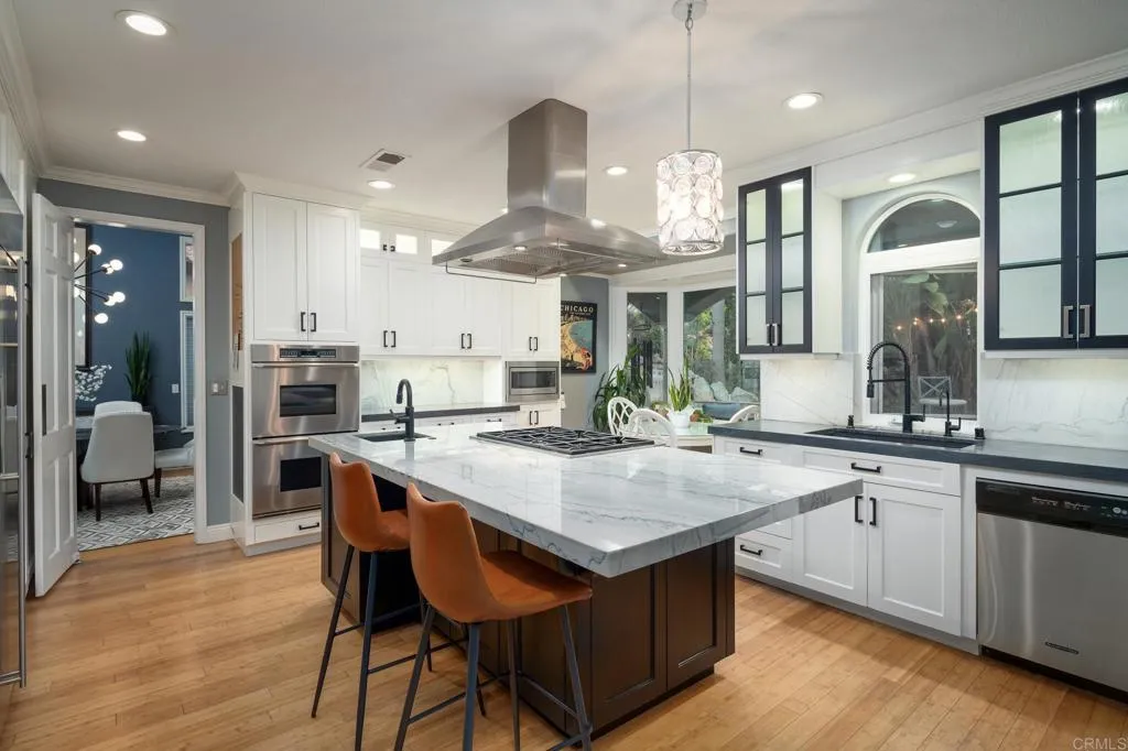 https://cdn.realtyfeed.com/cdn/127/306732021/7a2bd6147c538f2f32c6bc640e6f323a.webp