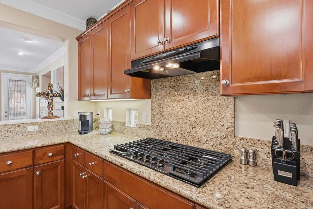 https://cdn.realtyfeed.com/cdn/127/306732023/05ced44b84748c0196e78c8b8702ffd5.webp