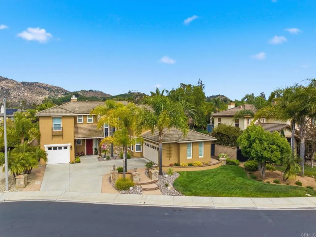 https://cdn.realtyfeed.com/cdn/127/306732023/11bedcbcd65c3a288bf63c533035233c.webp