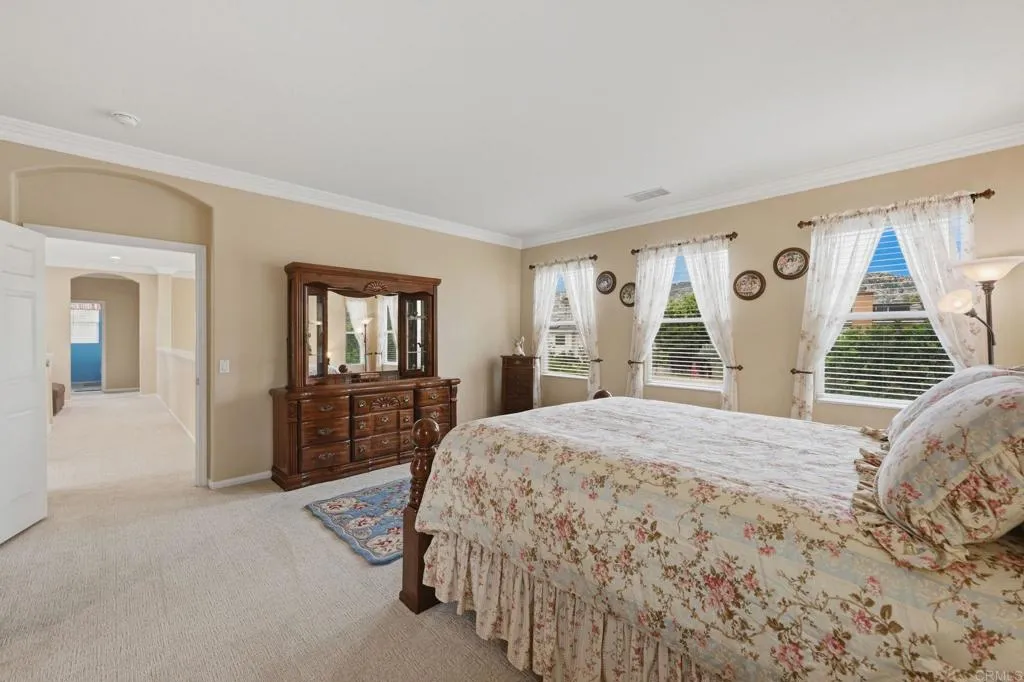 https://cdn.realtyfeed.com/cdn/127/306732023/2da9a7f7f09a27138c0e5ccc4153f9c5.webp