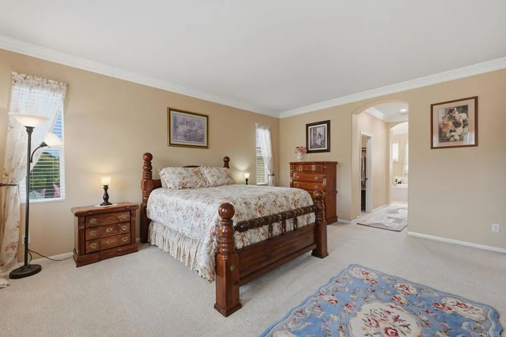 https://cdn.realtyfeed.com/cdn/127/306732023/818aea732c2ff2c8436c2b6e000eff84.webp