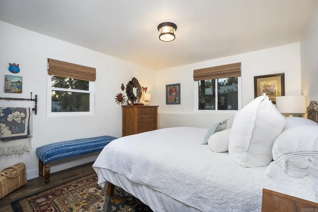 https://cdn.realtyfeed.com/cdn/127/306732068/0810632d295d7d4786bcfa1ac7c25e22.webp