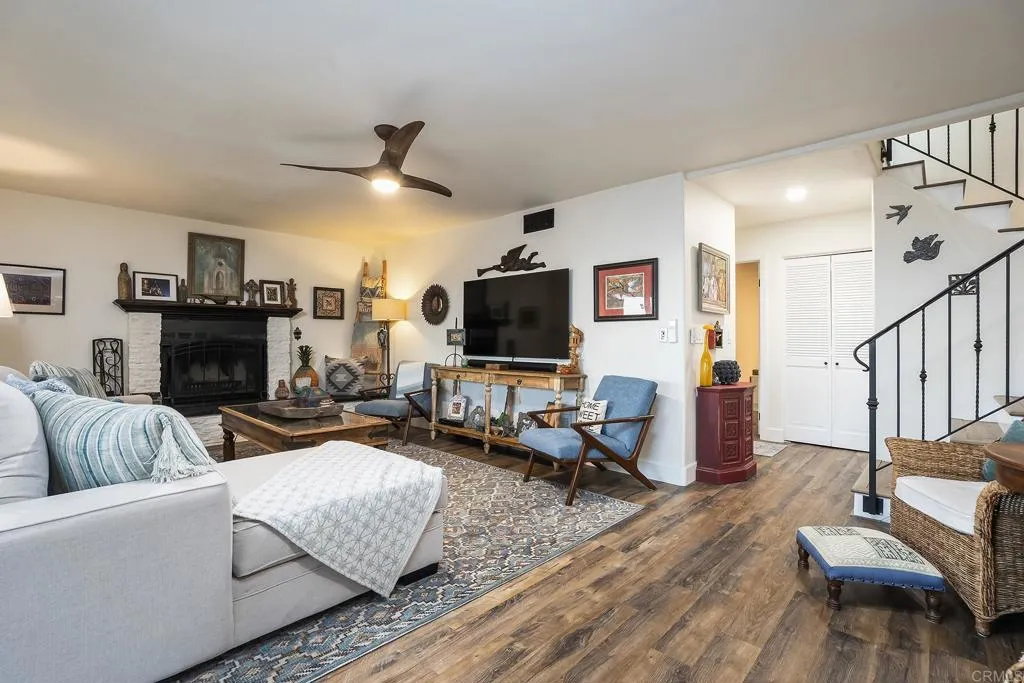 https://cdn.realtyfeed.com/cdn/127/306732068/329ed0d26f64cc65541e805c877daaf1.webp