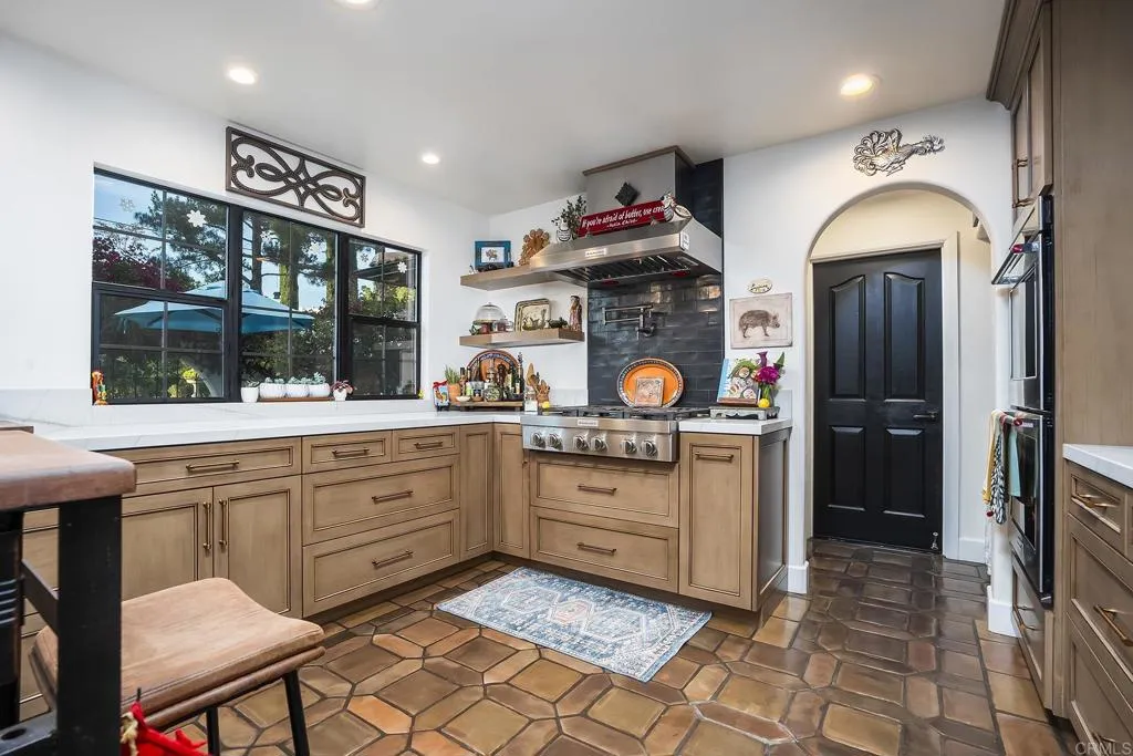 https://cdn.realtyfeed.com/cdn/127/306732068/446b0287ca7edd279c640a11225e10df.webp