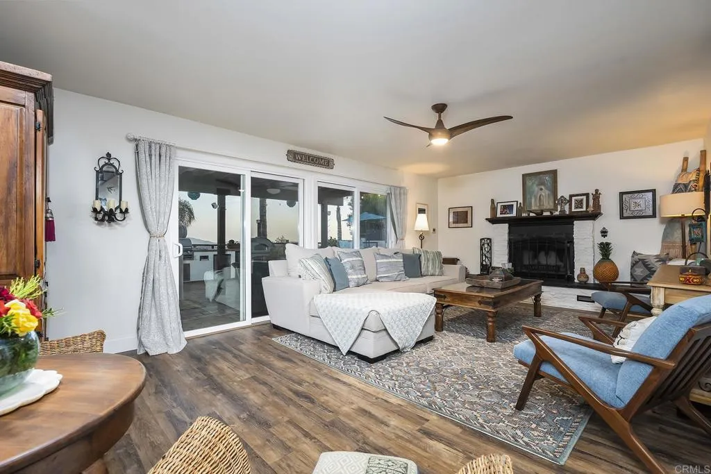 https://cdn.realtyfeed.com/cdn/127/306732068/50b817f7d22ec2823ed85f4dfdf5c9a3.webp