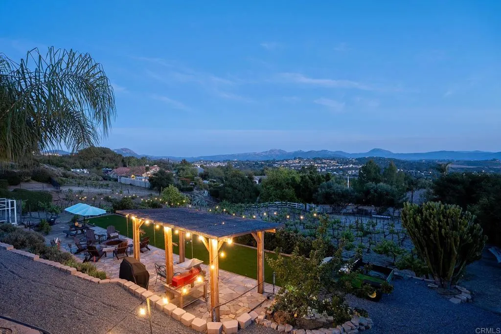 https://cdn.realtyfeed.com/cdn/127/306732068/836d6a2f688157e036692be0a035a6f0.webp