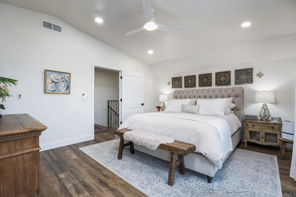 https://cdn.realtyfeed.com/cdn/127/306732068/c3936701779c43d8818b4c2309d485ad.webp