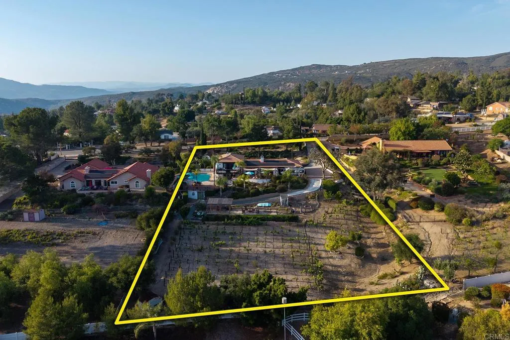https://cdn.realtyfeed.com/cdn/127/306732068/cd86aea8070df3d1c3db5d0e625664fc.webp