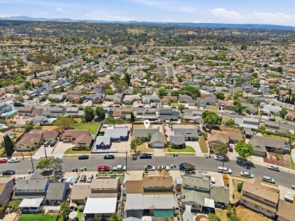 https://cdn.realtyfeed.com/cdn/127/306732090/95e2eaf6f61a2e31958f1bfdc389d0a7.webp