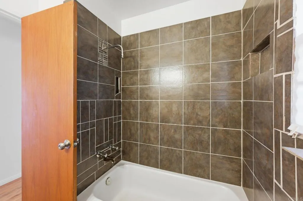https://cdn.realtyfeed.com/cdn/127/306732090/ac38cee1d401d29ba8cc62ed743b5db4.webp