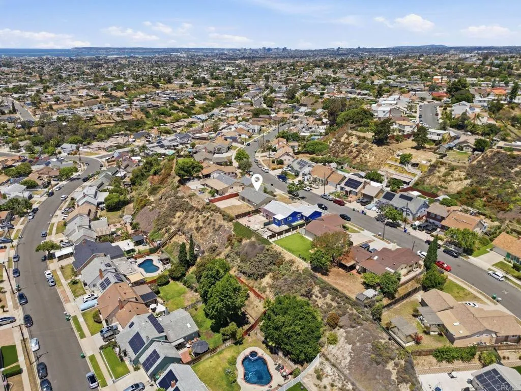 https://cdn.realtyfeed.com/cdn/127/306732090/b65d97c5ff707c44457742f5c74f6cdd.webp