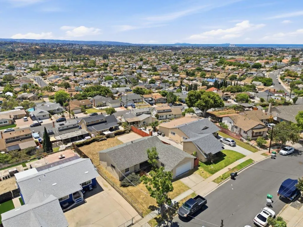 https://cdn.realtyfeed.com/cdn/127/306732090/f258239d300353b15661d29c39e160ab.webp