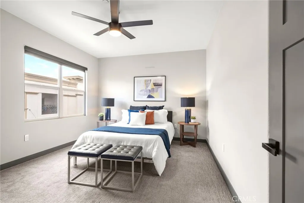 405 S Anaheim Boulevard Unit: 7