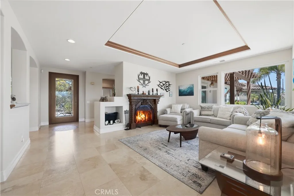 https://cdn.realtyfeed.com/cdn/127/306732147/13681cc02c87a4924783e0eaf697a625.webp