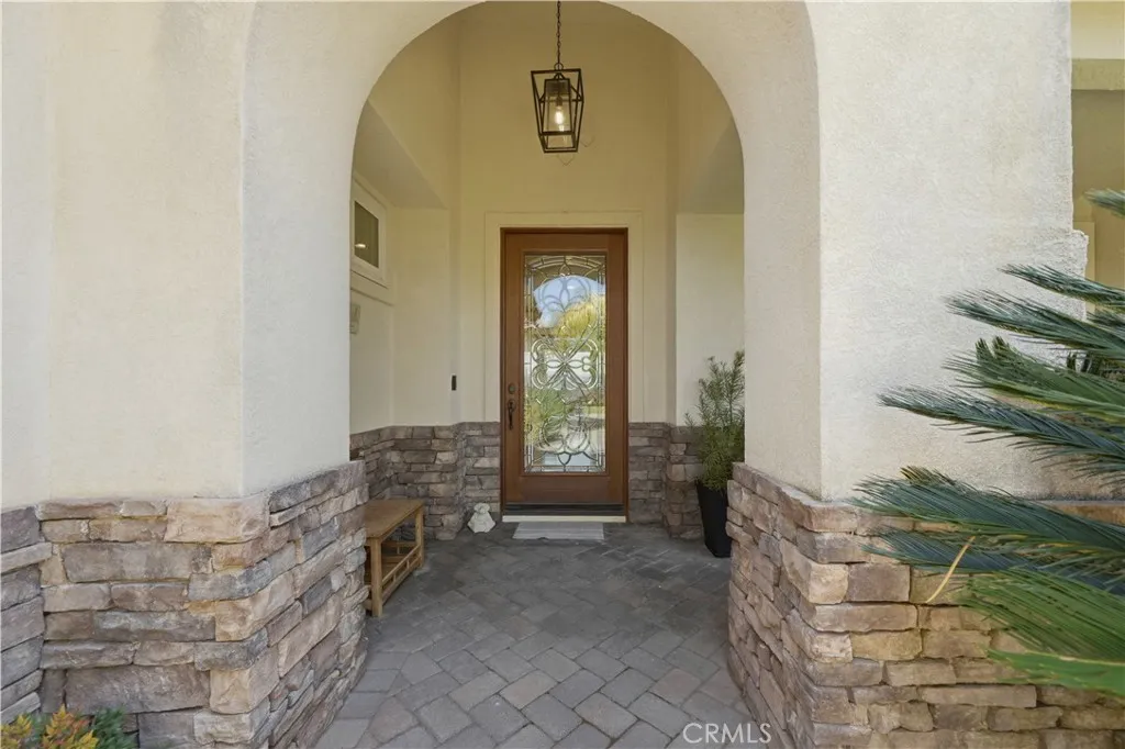 https://cdn.realtyfeed.com/cdn/127/306732147/85b6de0da989d85dcb8f0921655caf1c.webp