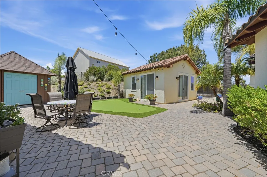 https://cdn.realtyfeed.com/cdn/127/306732147/8f9e774539662f8ebd93ee0c76a54b9f.webp