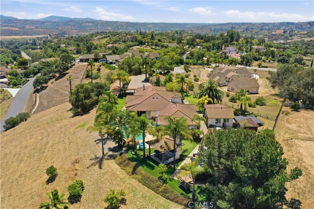 https://cdn.realtyfeed.com/cdn/127/306732147/b73f9951ad91593fb02d5e9ac6b11076.webp