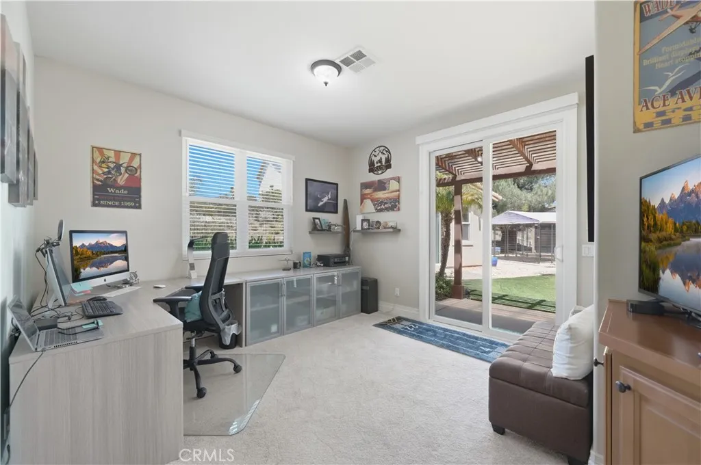 https://cdn.realtyfeed.com/cdn/127/306732147/d976b60d1def6973331694a6b76cb396.webp