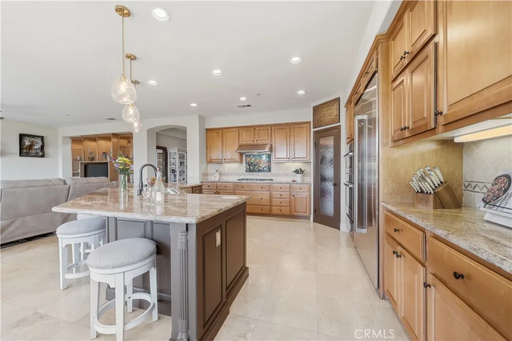 https://cdn.realtyfeed.com/cdn/127/306732147/e4cb25321393313cf4d8137820e6ddd5.webp