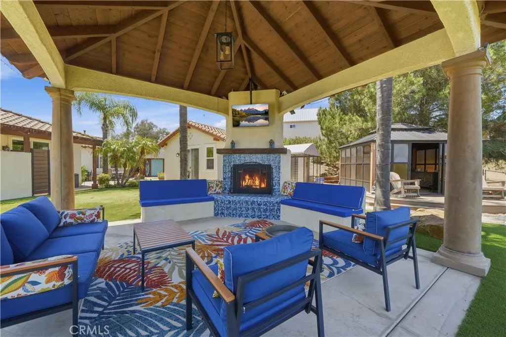 https://cdn.realtyfeed.com/cdn/127/306732147/e872aa1b74c080a825dd764c5dac1857.webp